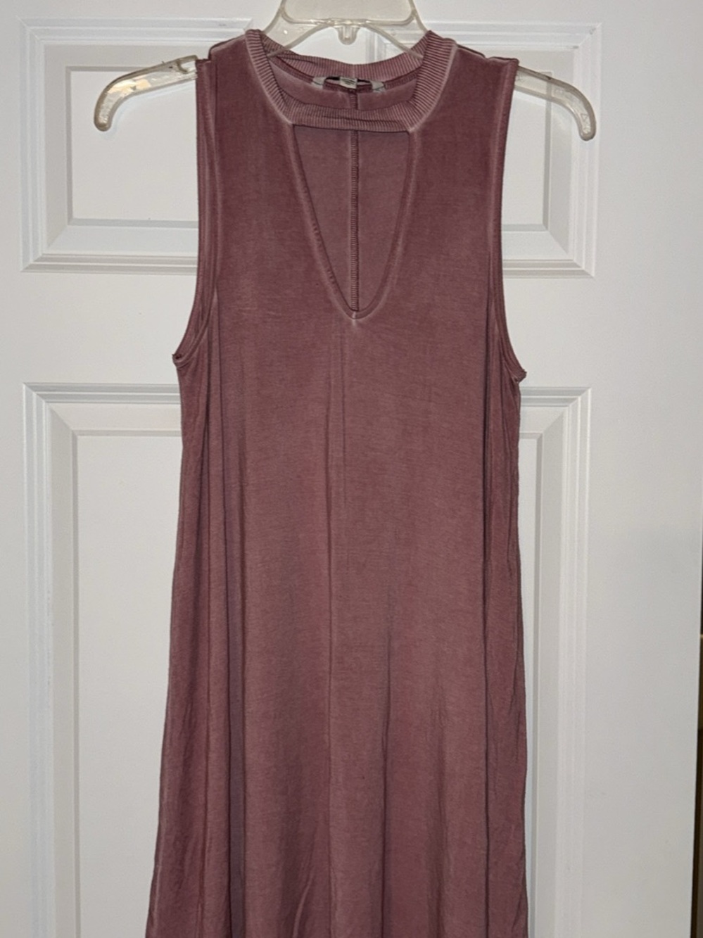 American Eagle Outfitters Mauve Sleeveless V-Notch Midi Dress